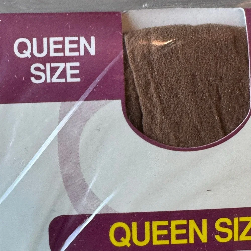 Basic Editions Queen Size Sandalfoot Knee‎ Highs Comfort Top Lycra Soft Suntone